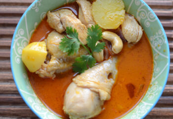 Massaman Gai / Nue
